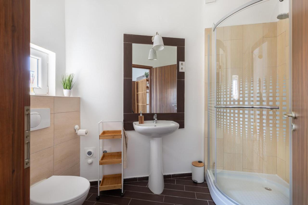 P34 Pannonia Apartment Budapest Eksteriør billede